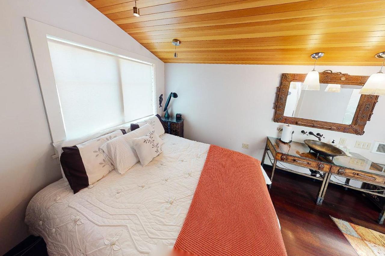 Wecoma Creekside Villa Lincoln City Exteriör bild